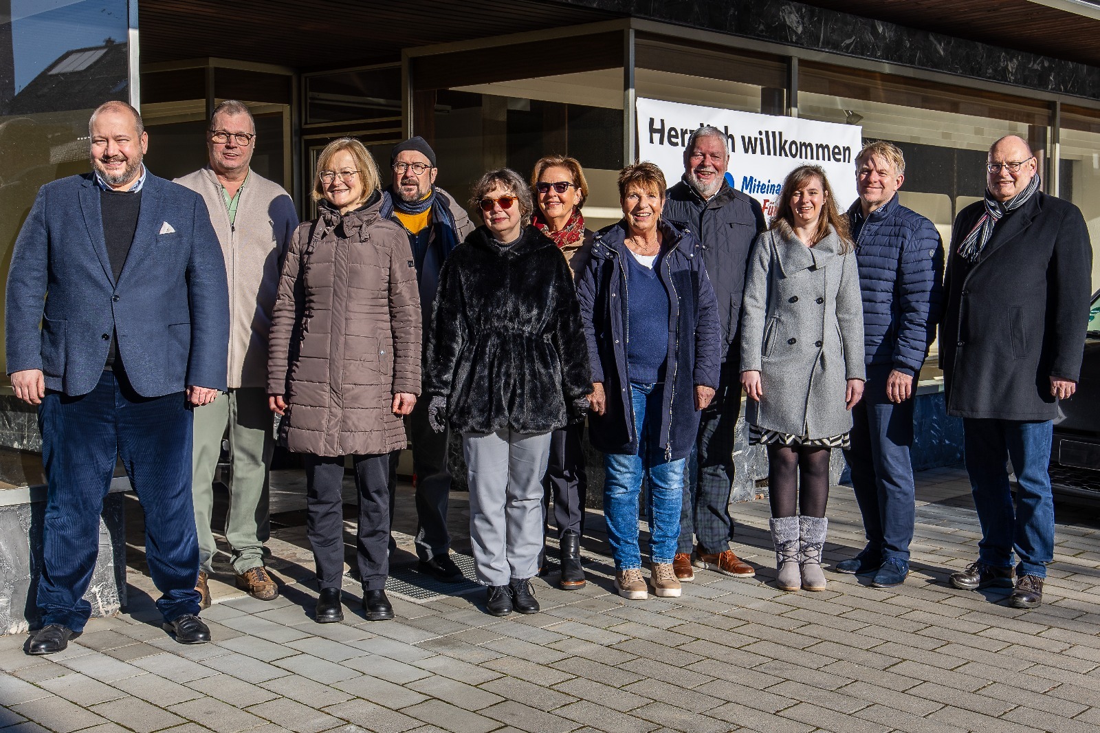 Engagierte des Vereins vor dem MiFü-Treff